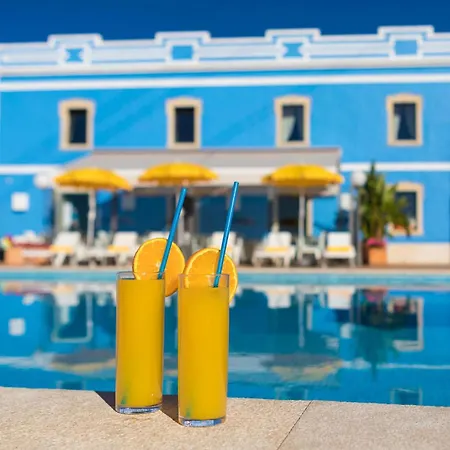 Ado House Албуфейра