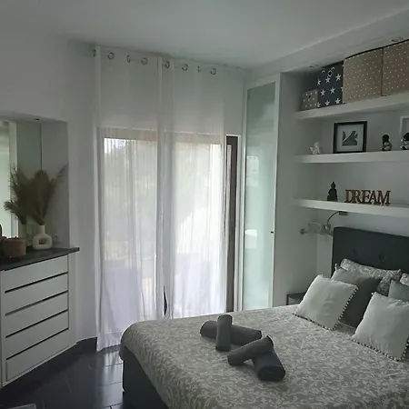 Ado House