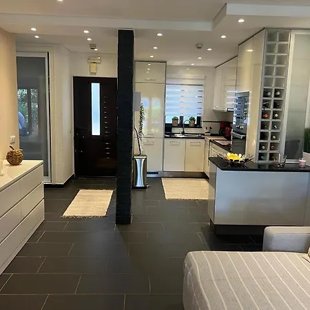 Ado House * Αλμπουφέιρα